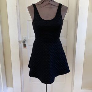 Express XS‎